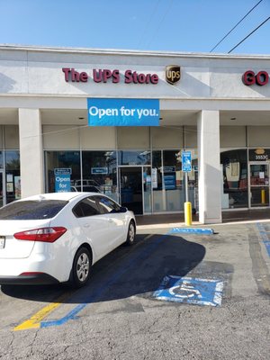 THE UPS STORE Updated April 2024 54 Photos 105 Reviews 3553 THE UPS STORE Updated April 2024 54 Photos 105 Reviews 3553
