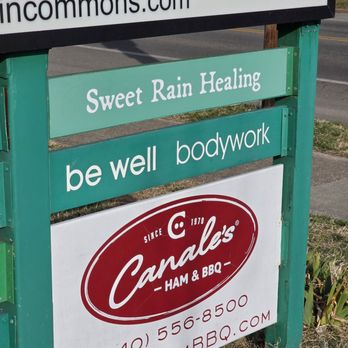 Canale’s Ham & BBQ - The restaurant's outdoor sign. - Barbeque Near Me - Roanoke, Virginia