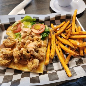 Cafe Rian Cajun Cafe - Shrimp PoBoy - Cajun/Creole Near Me - Houston, Texas