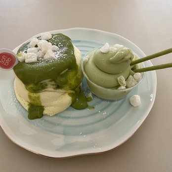 Softbite - Very matcha soufflé pancake (left) which comes with matcha ice cream (right). - Desserts Near Me - Long Island City, New York