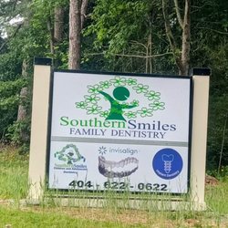 Southern Smiles Family Dentistry - Signage from Riverdale Road