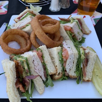The Vista Lounge - Turkey Club - American Near Me - Palm Desert, California The Vista Lounge - Turkey Club - American Near Me - Palm Desert, California