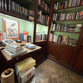 Faulkner House Books - Inside - Bookstores Near Me - New Orleans, Louisiana Faulkner House Books - Inside - Bookstores Near Me - New Orleans, Louisiana