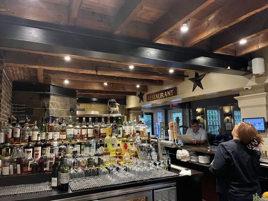 Scarlet Oak Tavern by null