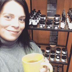 servello - Tamara with her product line, servello
