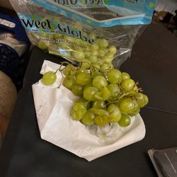 Grapes purchased at CostLess Foods Bruised & Smashed horrible
