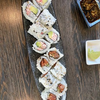 Hangetsu Sushi - CA rolls and spicy tuna rolls - Japanese Near Me - Half Moon Bay, California Hangetsu Sushi - CA rolls and spicy tuna rolls - Japanese Near Me - Half Moon Bay, California