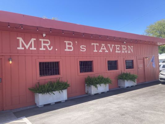 Mr. B's Tavern by null