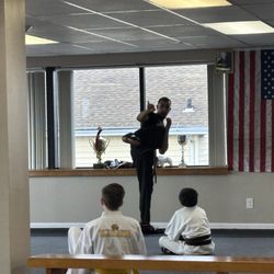 Stratford Shotokan Karate - Sensei Angel in action. Great instructor!