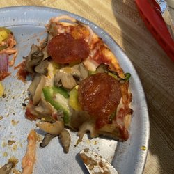 Nick's Restaurant and Pizza - Nick's supreme