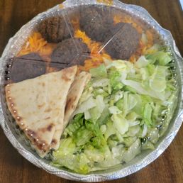 Honey sriracha falafel platter