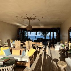 La Valise Tulum - Lobby area... the picture does it no justice