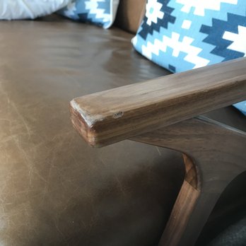 Clutter - So disheartening to see your beautiful furniture treated so poorly. - Self Storage Near Me Clutter - So disheartening to see your beautiful furniture treated so poorly. - Self Storage Near Me