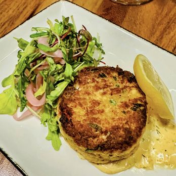 Cadence Cellars Speakeasy - Crab-cake appetizer - Speakeasies Near Me - Pittsburgh, Pennsylvania Cadence Cellars Speakeasy - Crab-cake appetizer - Speakeasies Near Me - Pittsburgh, Pennsylvania