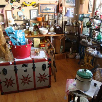 Annabella's Antique Mall - Front display area - antiques & crafts. - Antiques Near Me - Bovey, Minnesota