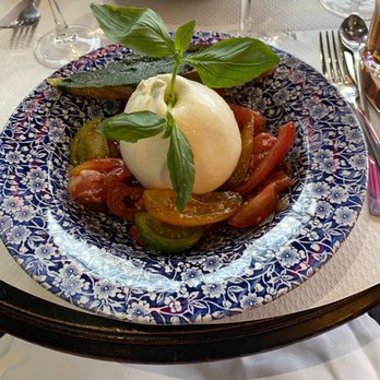 Francois Felix - Burrata et tomates anciennes - French Near Me - Paris, 75