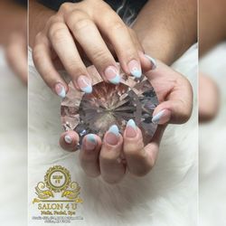 SALON 4 U - SALON 4 U: Nails, Facial, Spa
1001 Schippel Dr. #13, #14
Salina, KS 67401
(785) 515-2052
https://salon4usalina.com