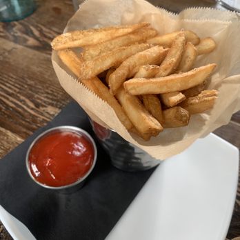 Blackwall Hitch - Fries - New American Near Me - Baltimore, Maryland Blackwall Hitch - Fries - New American Near Me - Baltimore, Maryland