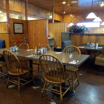 The Kafana - Rustic dining room - American Near Me - Reno, Nevada The Kafana - Rustic dining room - American Near Me - Reno, Nevada