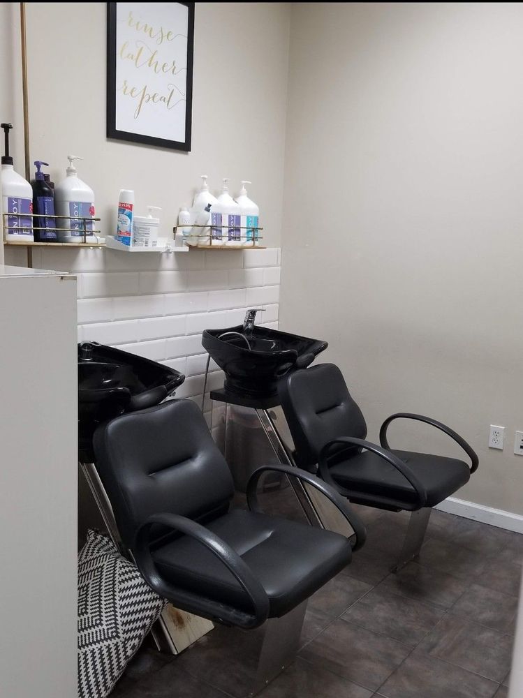 GLITZ & GLAM BEAUTY PARLOR Updated June 2024 240 Photos & 30