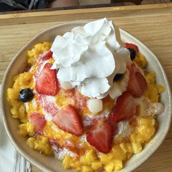 Cafe Soul Cups - Fruit Bingsoo amazing - Coffee & Tea Near Me - Cary, North Carolina