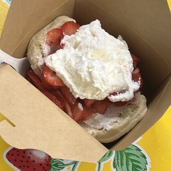 Gizdich Ranch - Strawberry shortcake. - Bakeries Near Me - Watsonville, California