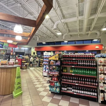 FiveStar - Interior - Gas Stations Near Me - Nicholasville, Kentucky