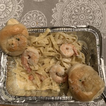 Vendetti's - Fettuccine Alfredo with Shrimp and Two garlic Knots - Pizza Near Me - Cumming, Georgia Vendetti's - Fettuccine Alfredo with Shrimp and Two garlic Knots - Pizza Near Me - Cumming, Georgia