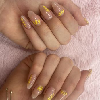 Blossom Nail Lounge - Professional Nails - Nail Salons Near Me - Santa Monica, California Blossom Nail Lounge - Professional Nails - Nail Salons Near Me - Santa Monica, California