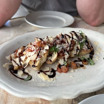 Café Intermezzo - Avalon - Coffee & Tea Near Me - Alpharetta, Georgia
