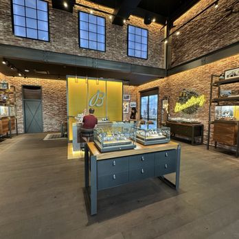 Breitling Boutique - Watches Near Me - Austin, Texas Breitling Boutique - Watches Near Me - Austin, Texas