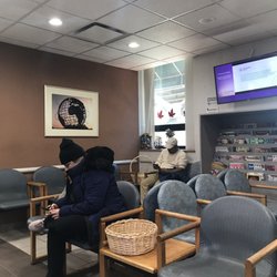 Woodside Family Health Center - Waiting area