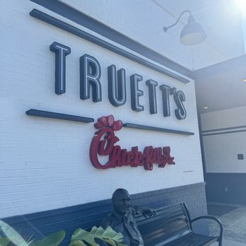 Truett's Grill - New American Near Me - McDonough, Georgia