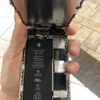 Apple Stoneridge Mall - Electronics Near Me - Pleasanton, California