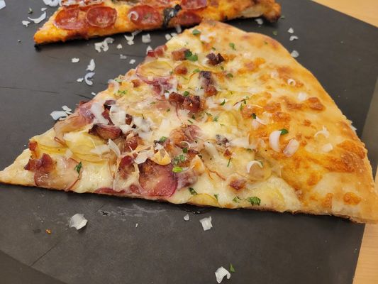 Cheezy's Artisan Pizza by null