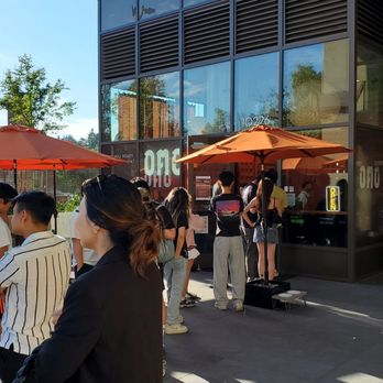 OMO Thai Tea - Line @ 7pm on a Friday - Bubble Tea Near Me - Bellevue, Washington OMO Thai Tea - Line @ 7pm on a Friday - Bubble Tea Near Me - Bellevue, Washington