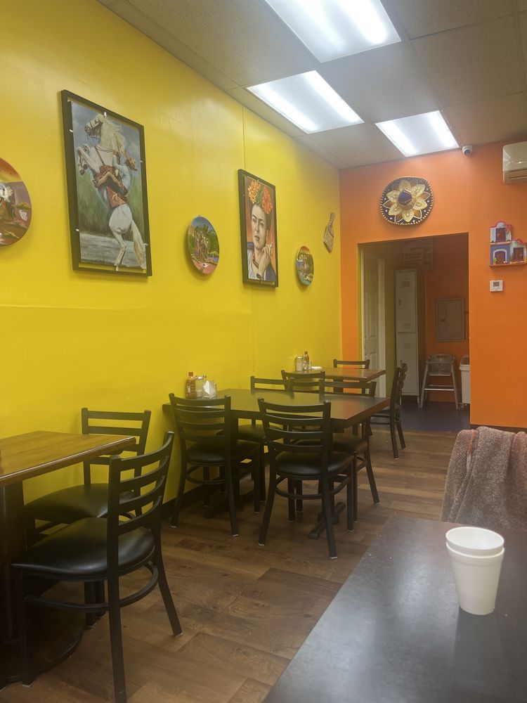 Tarascas Mexican Food