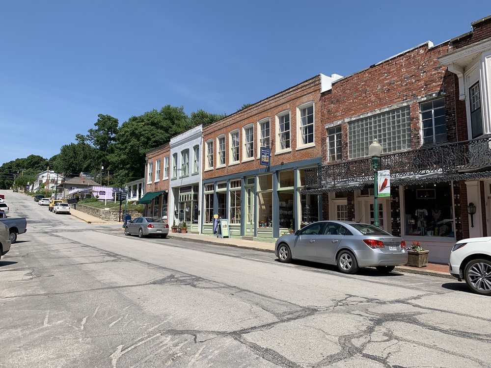 RENDITIONS POLISH POTTERY Updated June 2024 14 Photos 522 Main St