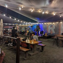 SACYARD COMMUNITY TAP HOUSE - Updated November 2025 - 421 Photos & 295