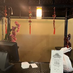 Sun Garden Chinese Bistro - Desk to pay for To-Go order..