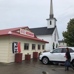 Red Roof Restaurant - Outside