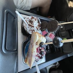 Southern Chills - Blueberry cheesecake snowball and Oreo shake
