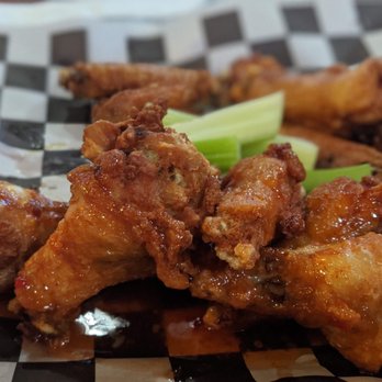 Blakeslee's Bar & Grill - Signature Wings (half Lemon Pepper, half Sweet Chili) - Bars Near Me - Forks, Washington