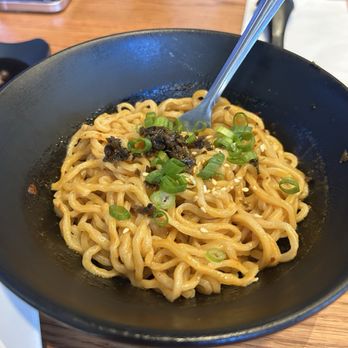 Dough Zone Dumpling House - Downtown Seattle - Dan Dan Noodles  担担面 - Shanghainese Near Me - Seattle, Washington