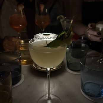 Donna’s - Snap Decisions - Cocktail Bars Near Me - Houston, Texas Donna’s - Snap Decisions - Cocktail Bars Near Me - Houston, Texas