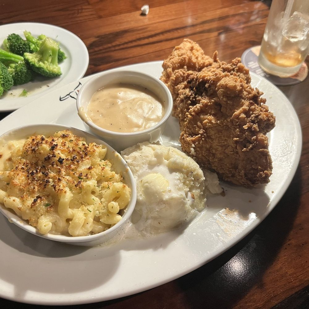 LongHorn Steakhouse - Chicken Fried Chicken - Steakhouses Near Me - Plano, Texas LongHorn Steakhouse - Chicken Fried Chicken - Steakhouses Near Me - Plano, Texas