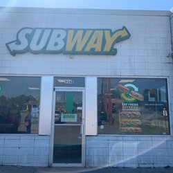 Subway - Exterior