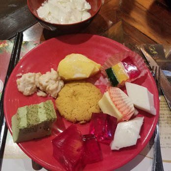 Dragon Pearl Buffet - Buffets Near Me - Toronto, Ontario