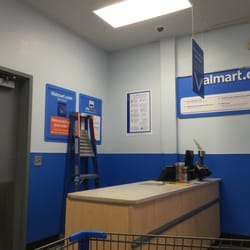 If anyone is going to pick up from Site-to-Store, be prepared to wait for a LONG time.