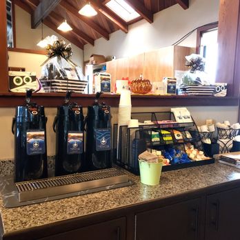 Harbor Lite Lodge - You can get hot tea, hot water and hot coffee freshly made in the check in office. Good coffee! You're welcome! - Hotels Near Me - Fort Bragg, California
